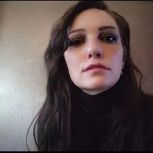 Meet your Posher, Holly